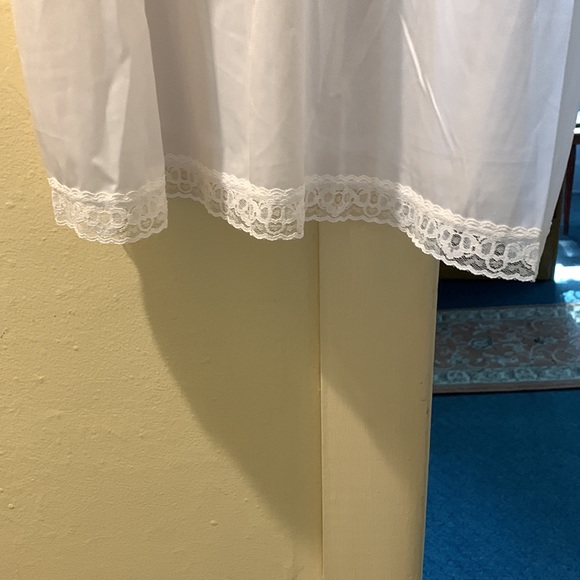 Slip - Picture 2 of 4